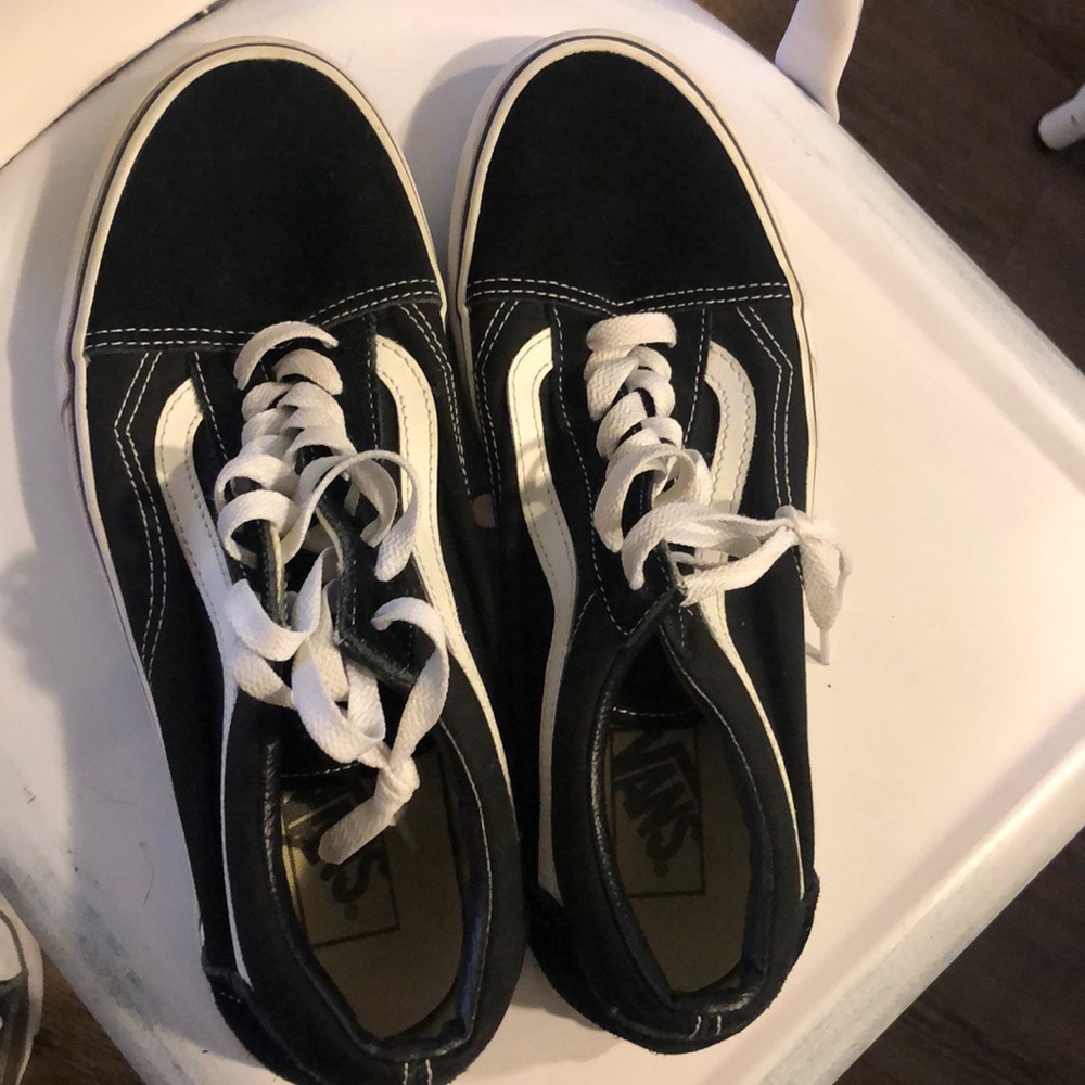 Men’s black vans size 8.5